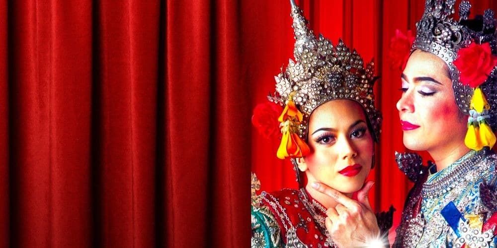 ฉากหลังจากละคร ลิเก๊..ลิเก (2546)