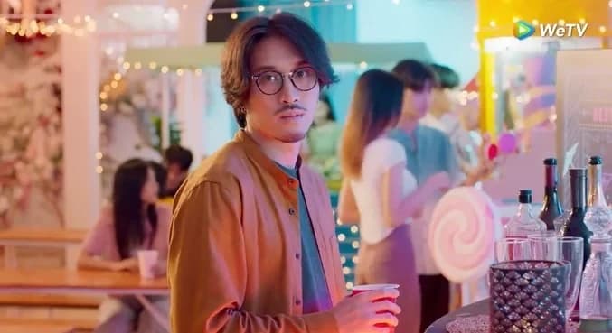 โปสเตอร์ละคร วาเลนไทน์ อะเกน มูไม่พักวันรักวนลูป ใช้เป็นพื้นหลัง