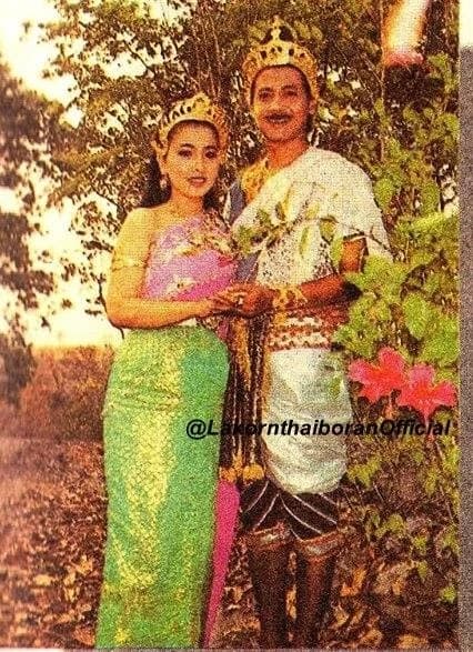 Poster of เทพสามฤดู as background