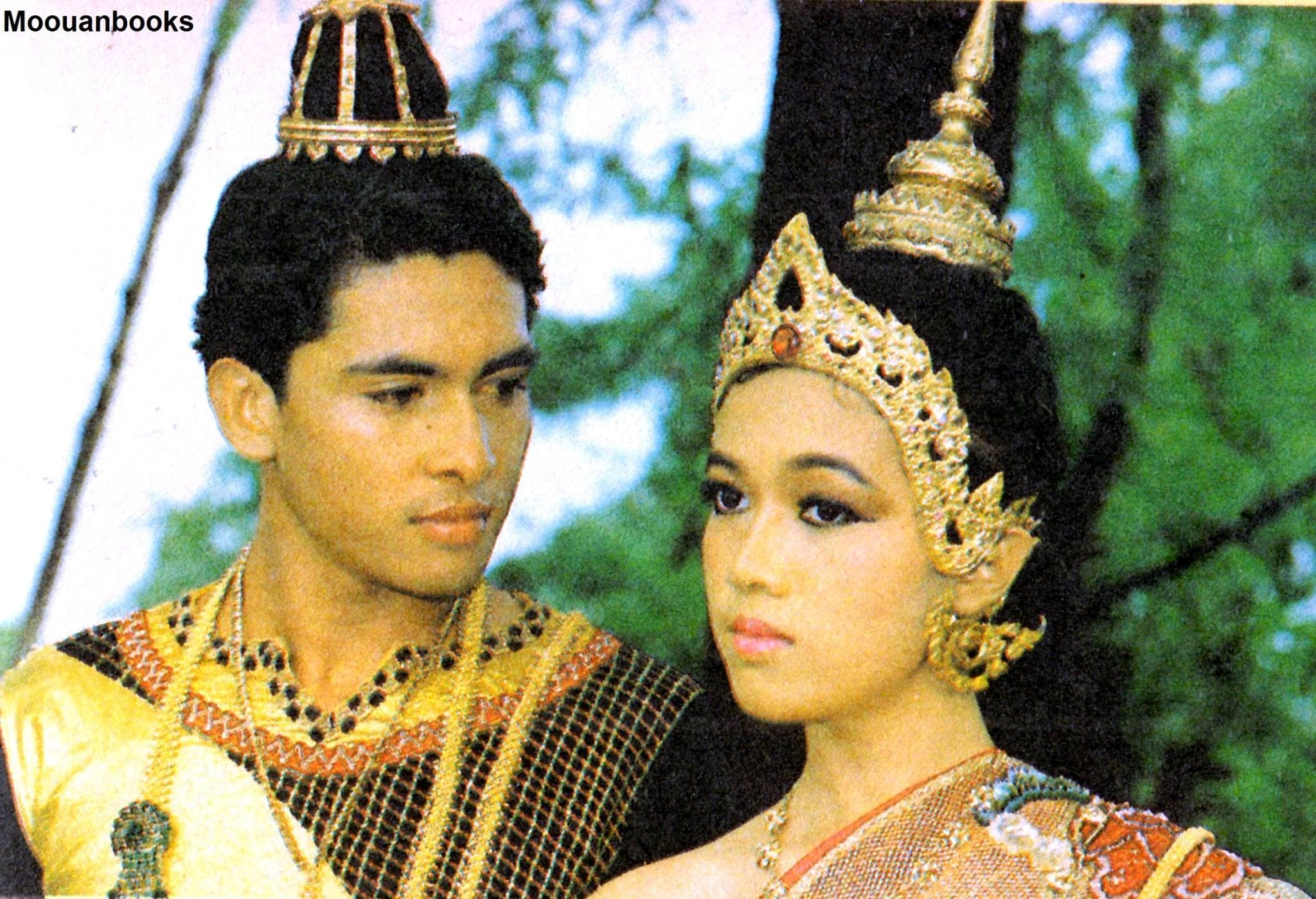 Poster of แก้วหน้าม้า as background