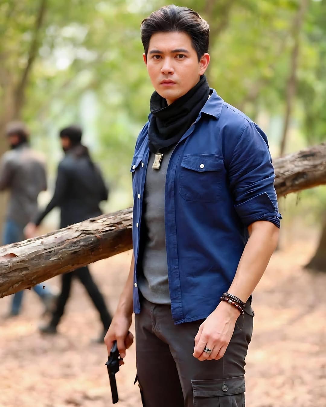 Poster of พลอยพราวแสง as background