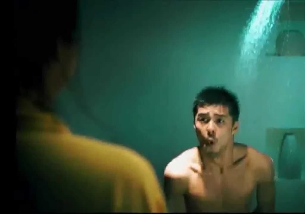 โปสเตอร์ภาพยนตร์ Hanabishi เข้าบ้านผิด (ภาพยนตร์โฆษณา) ใช้เป็นพื้นหลัง