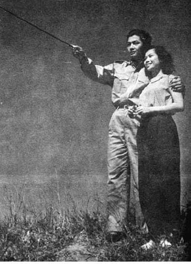 โปสเตอร์ภาพยนตร์ ลุ่มน้ำเจ้าพระยา ใช้เป็นพื้นหลัง