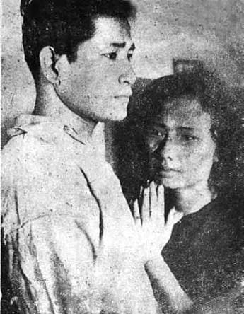 โปสเตอร์ภาพยนตร์ ดาวเรือง ใช้เป็นพื้นหลัง