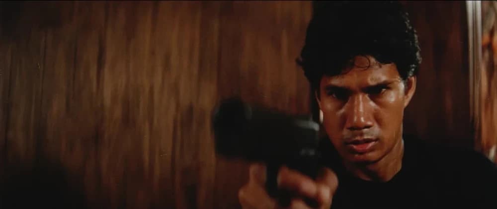 โปสเตอร์ภาพยนตร์ มือปืน ใช้เป็นพื้นหลัง