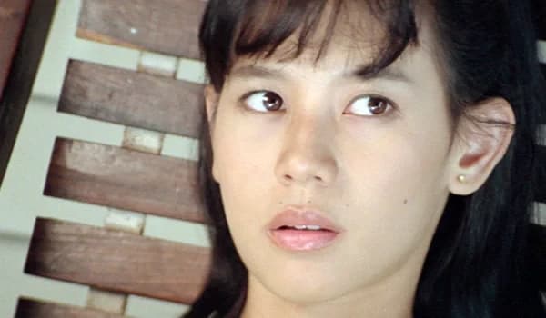 โปสเตอร์ภาพยนตร์ รัก...ใคร่ ใช้เป็นพื้นหลัง