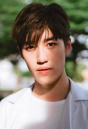 ต่อ ธนภพ ลีรัตนขจร