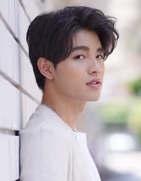 ดรีม ปุณณฤกษ์ อาศัยป่า