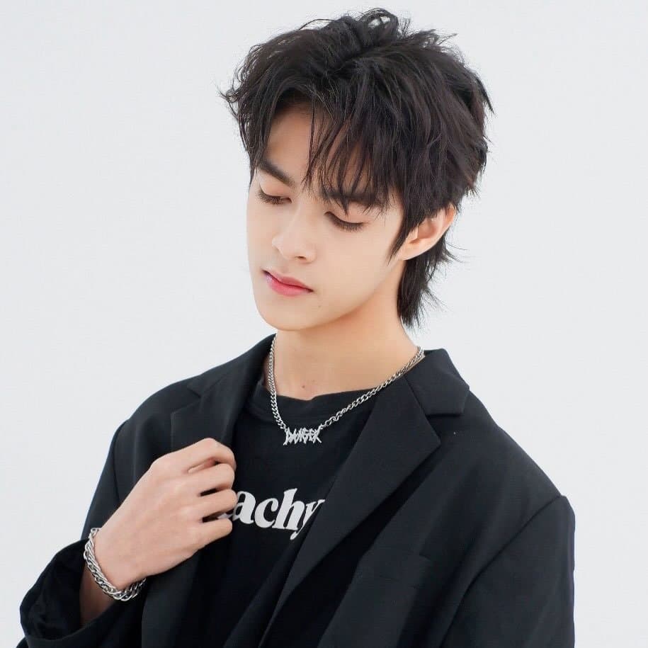 กีต้าร์ ณัฐเอก ทอนสูงเนิน