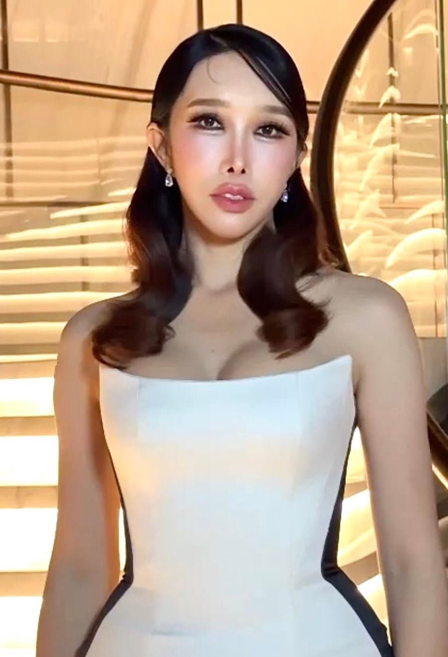 ดุจดิว กะเทยธรรม