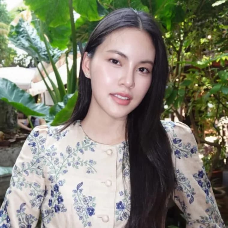 ณิชา พูลโภคะ