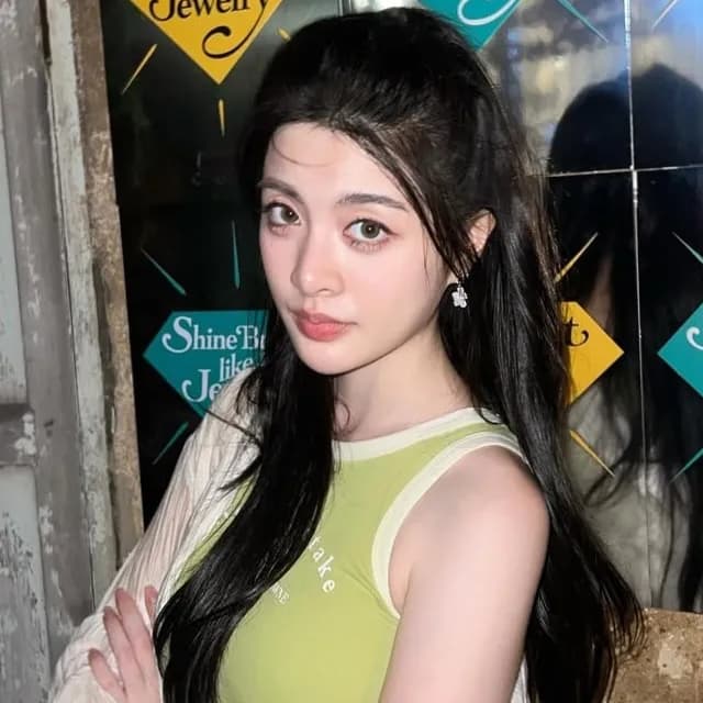 พิม สโรชา สิทธิพล
