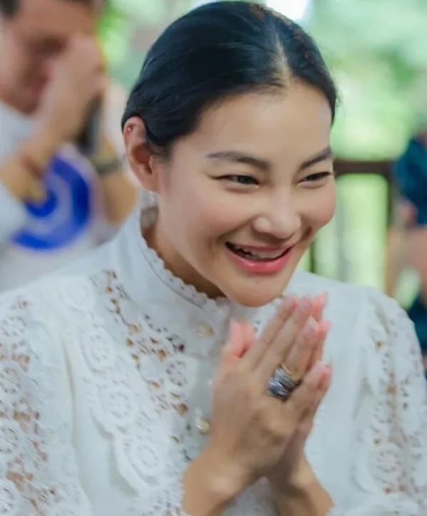 นุ้ย เกศริน เอกธวัชกุล