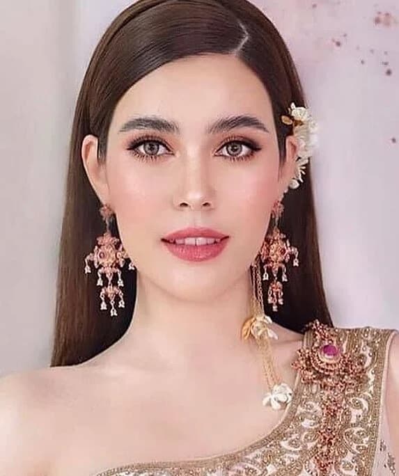 เจสสิก้า สมปอง เอสพินเนอร์