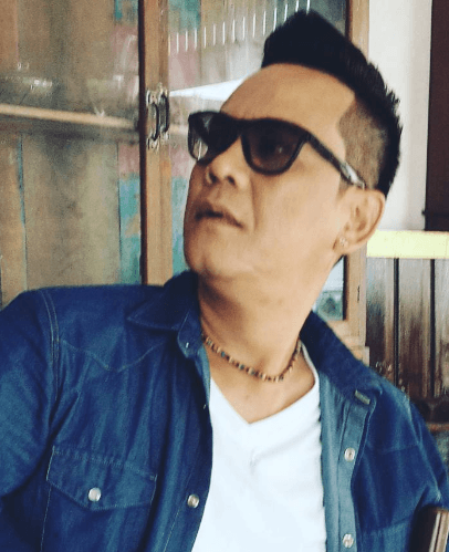 เฉลิม ปานเกิด (เจี๊ยบ เชิญยิ้ม)