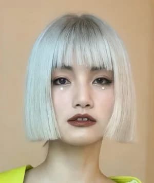 เบลล์ เบญจรัตน์ วิศิษฐ์กิจการ