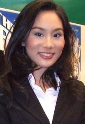 แพรว ประพิณทิพย์