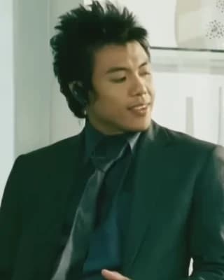 โมค์บี ไพโรจน์ บุญเกิด