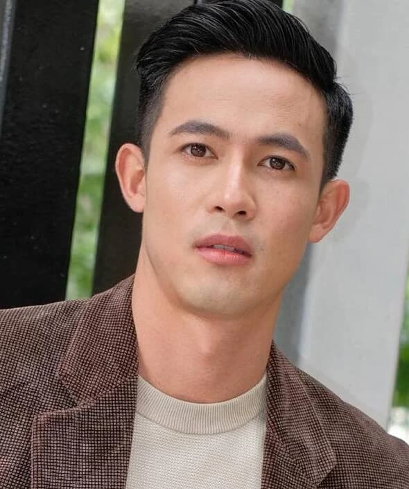 แชมป์ ชนาธิป โพธิ์ทองคำ