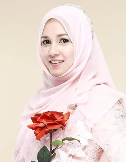 นิกัลยา ดุลยา