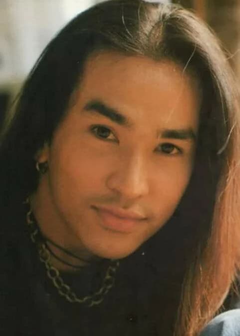 แซ้งค์ ปฏิวัติ เรืองศรี