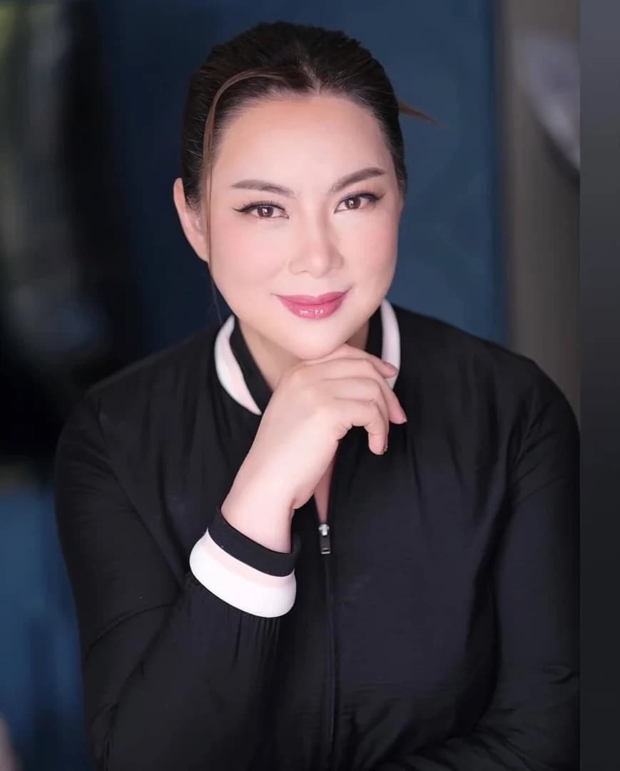 บุ๋ม ปนัดดา วงศ์ผู้ดี