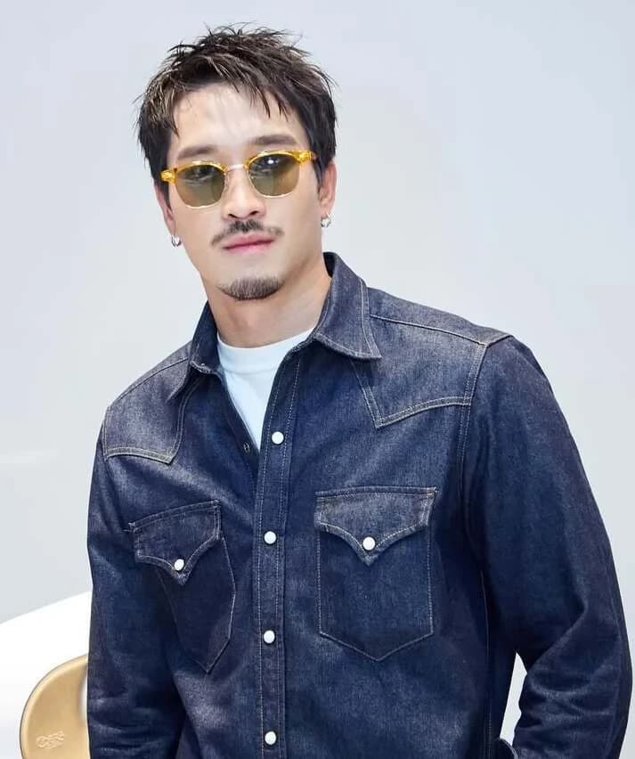 เฟย ภัทร เอกแสงกุล