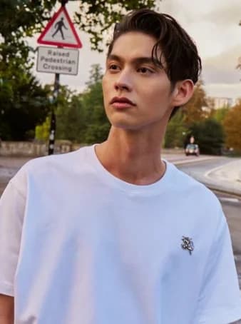 ไบร์ท วชิรวิชญ์ ชีวอารี