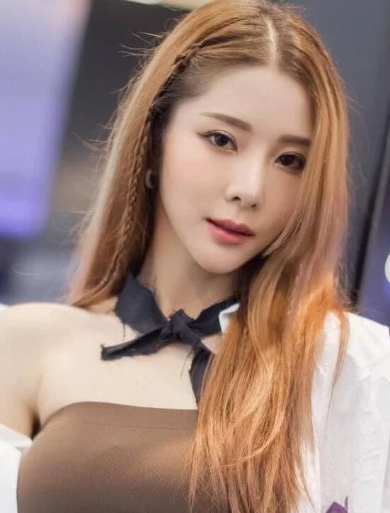 เนย วรัฐฐา อิมราพร