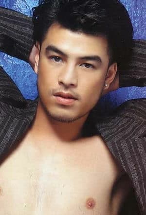 บอมเบย์ วสันต์ กันทะอู