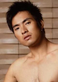 เอิร์ท อณุวัฒ แซ่เจ๊า