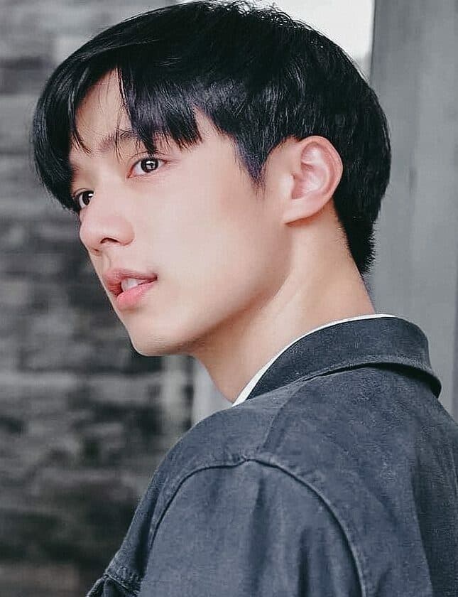 จ๊อบ ธัชพล กู้วงศ์บัณฑิต