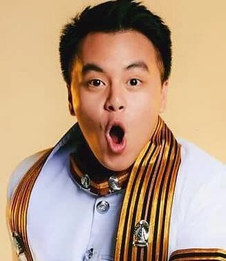 เกรซ นวรัตน์ เตชะรัตนประเสริฐ