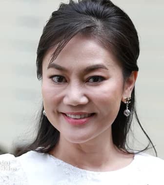 น้อง พรสุดา ต่ายเนาว์คง