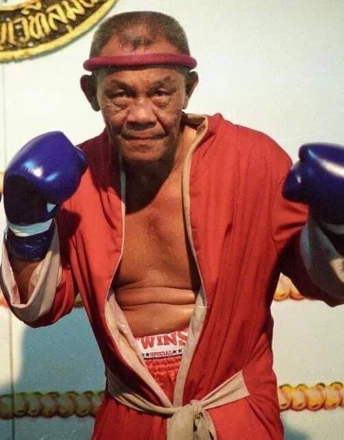 ตังค์ อภิเดช ศิษย์หิรัญ