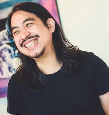 ตุลย์ ไวทูรเกียรติ