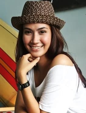 กิ๊ก รติกาล ศรศิลป์