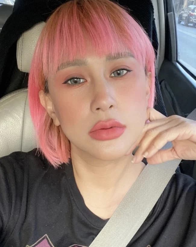 หลิว มนัสวีร์ กฤตตานุกูล