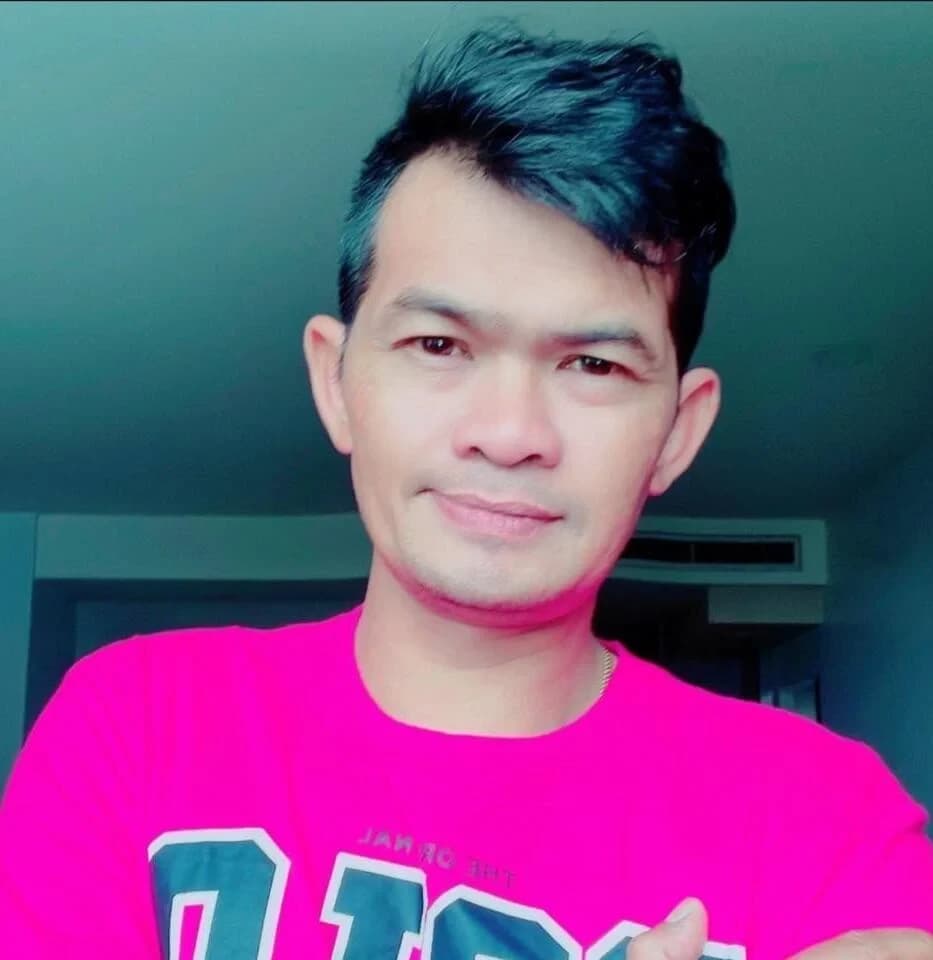 ทักษิณ ศรีคำ (ยายสอน ท็อปไลน์)