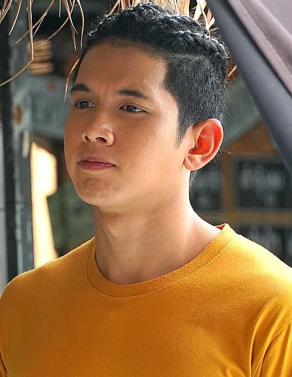 พลตรี แสงมณี