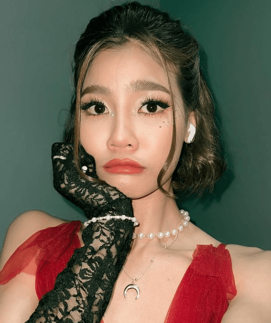 แบม ไพลิน วงษา cover