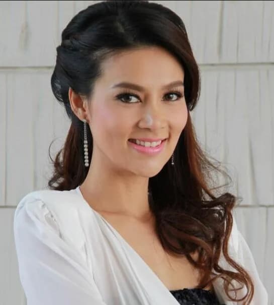 ปู มัณฑนา หิมะทองคำ