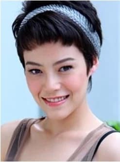 เอมี่ เอมิกา เกรซ บูเฮอร์