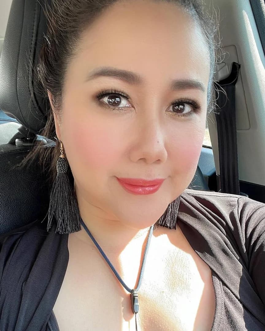 ตู่ จารุศิริ ภูวนัย