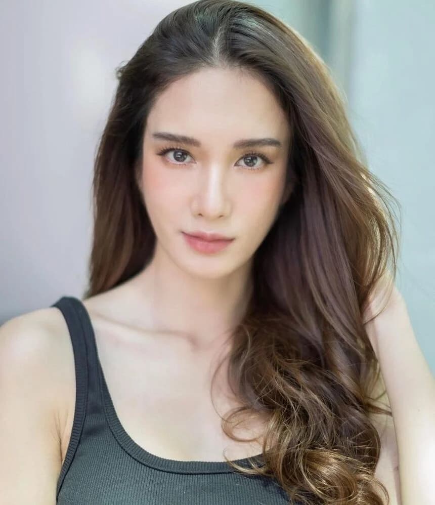 เนย ปภาดา กลิ่นสุมาลย์