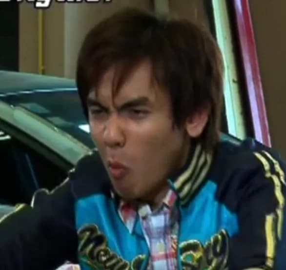 ศตวุฒิ ชาญเลขา