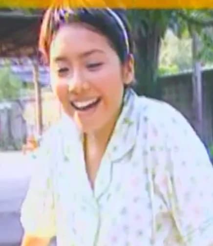 เมธินี ใบม่วง