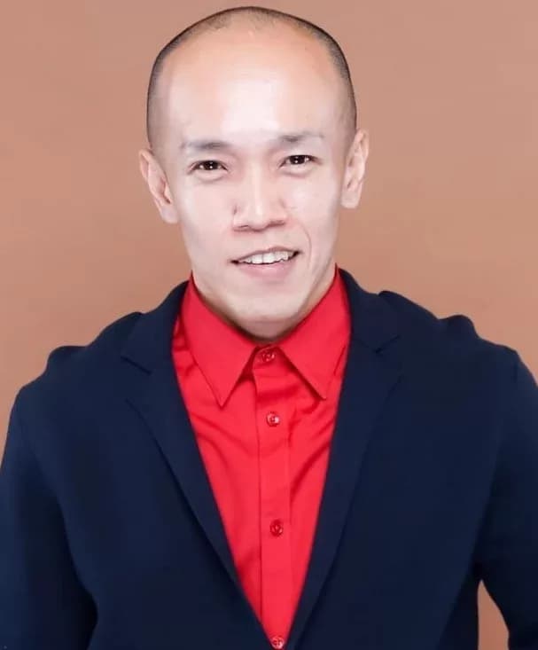 ธีรพงศ์ ตระกูลตั้งอนันต์ (เซี๊ยะ ติ่มซำ)