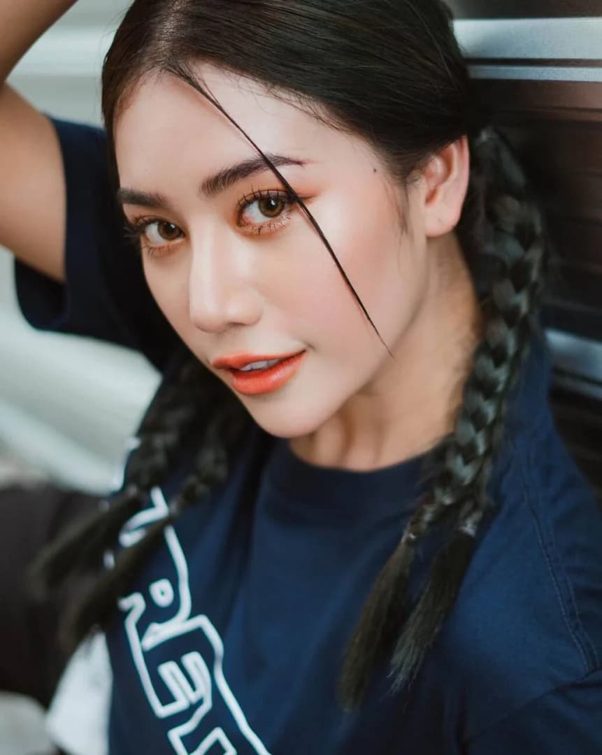 เฟรนด์ ดินา ป๋อพริ้ง