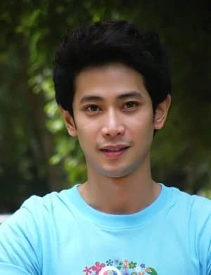 เจมส์ เลอสรรค์ คงเจริญ